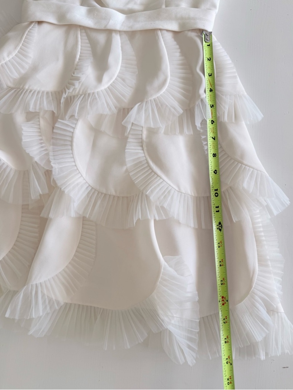 BCBG Max Azria white strapless sweetheart cocktail dress tiered ruffle bustier 4 - Picture 9 of 13